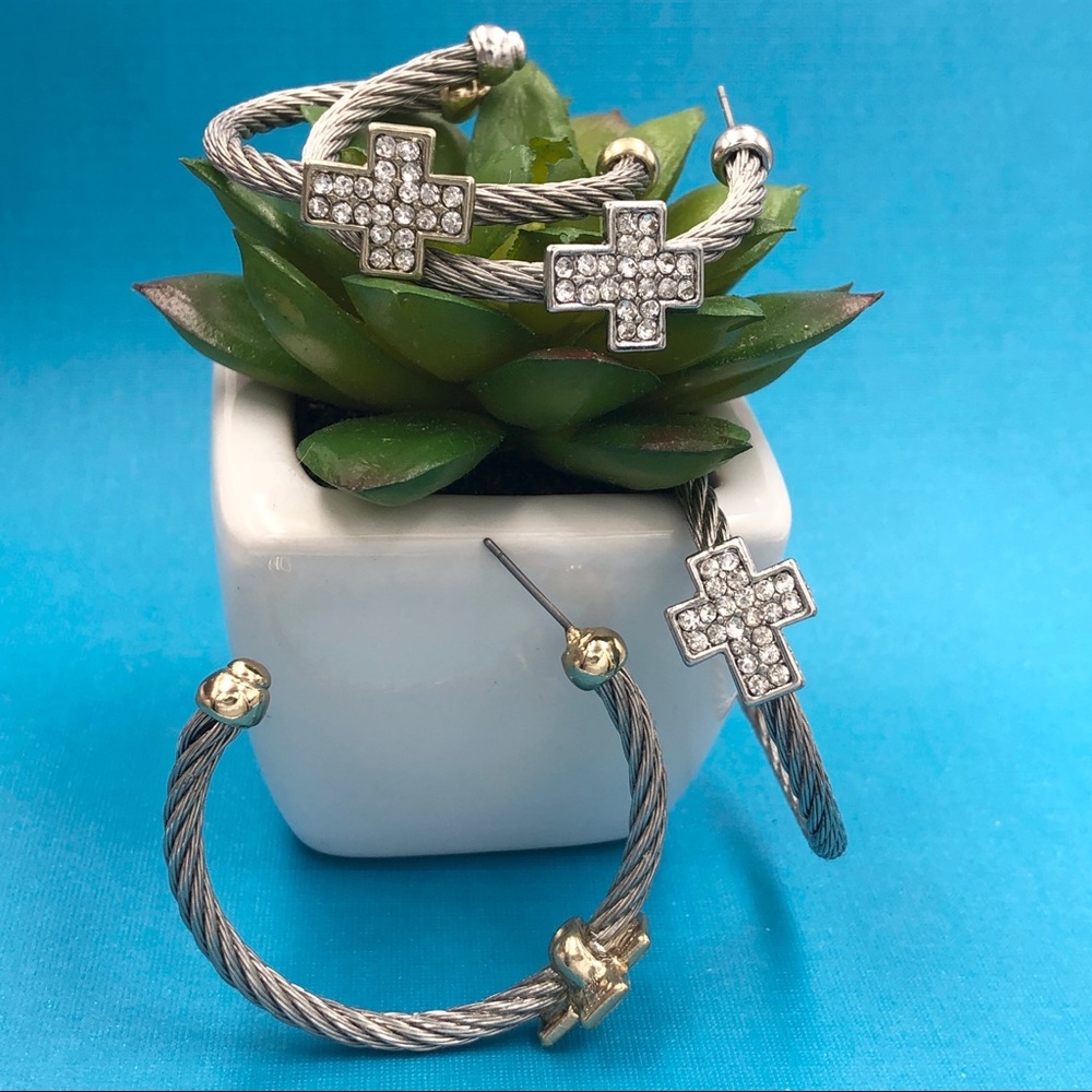 🌼 Cable Twist Cross Square Hoop Earrings